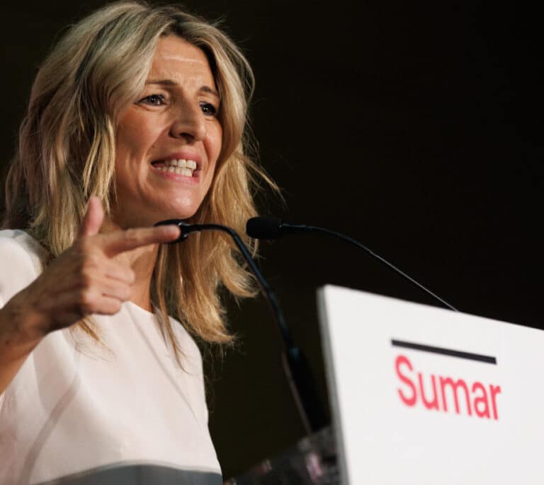 Tezanos dispara a Sumar en el CIS 16 escaños por encima del resto de sondeos