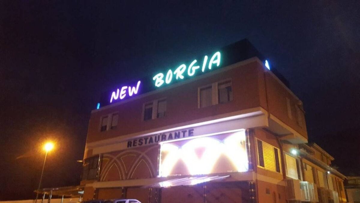 Fachada del club de alterne New Borgia.