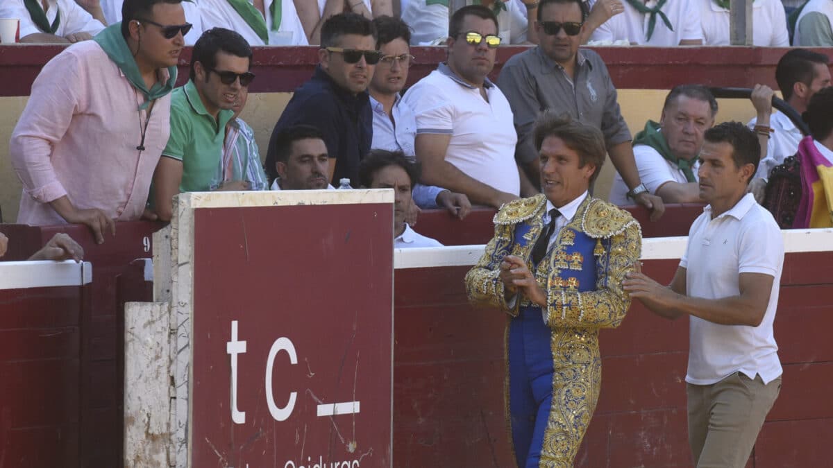 Manuel Díaz El Cordobés, herido de gravedad tras sufrir una cogida en Huesca