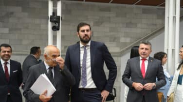 Vox fija el 1 de septiembre como límite para negociar con el PP la investidura en Murcia
