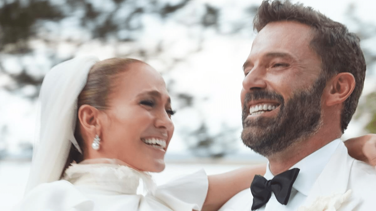 Ben Affleck y Jennifer Lopez en una foto de su boda en 2022