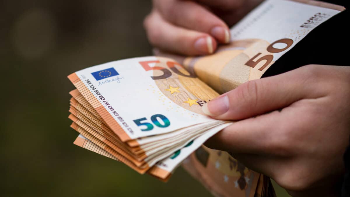 Un fajo de billetes de 50 euros