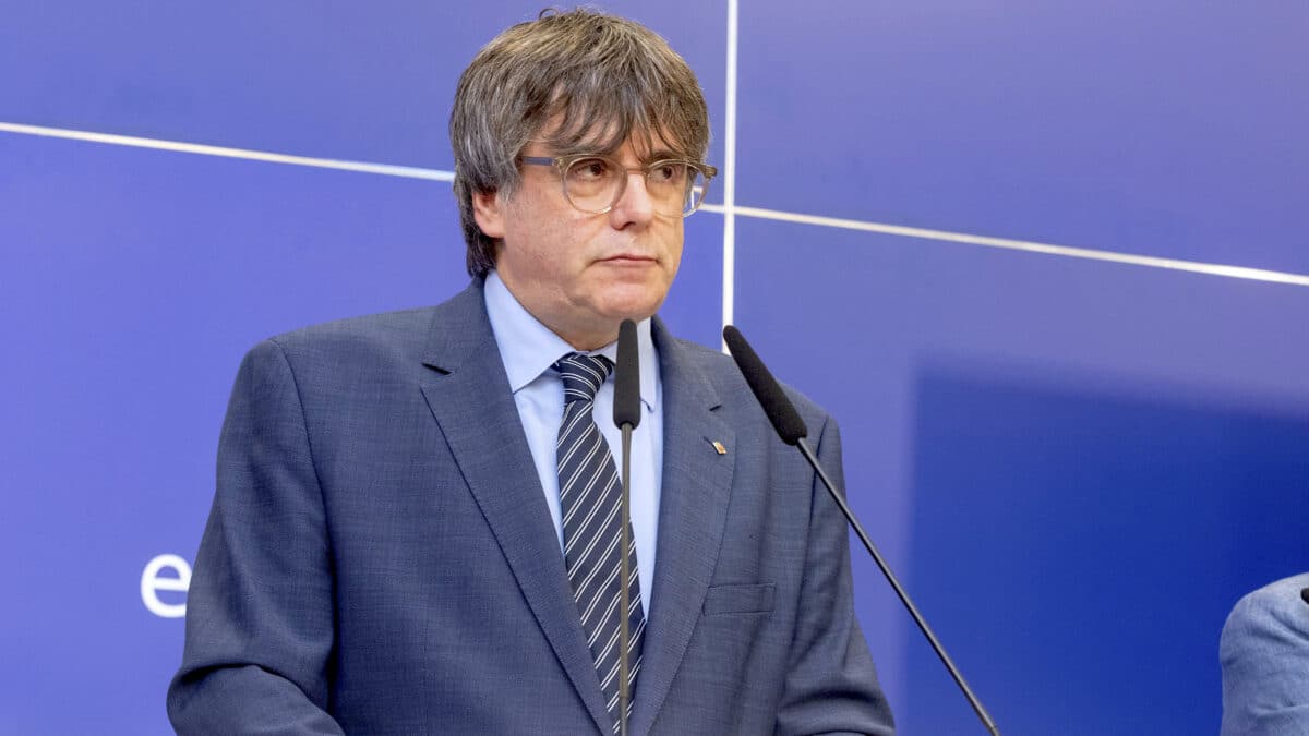 El líder catalán en el exilio Carles Puigdemont fotografiado durante una conferencia de prensa sobre la evaluación de la sentencia del Tribunal de la Unión Europea