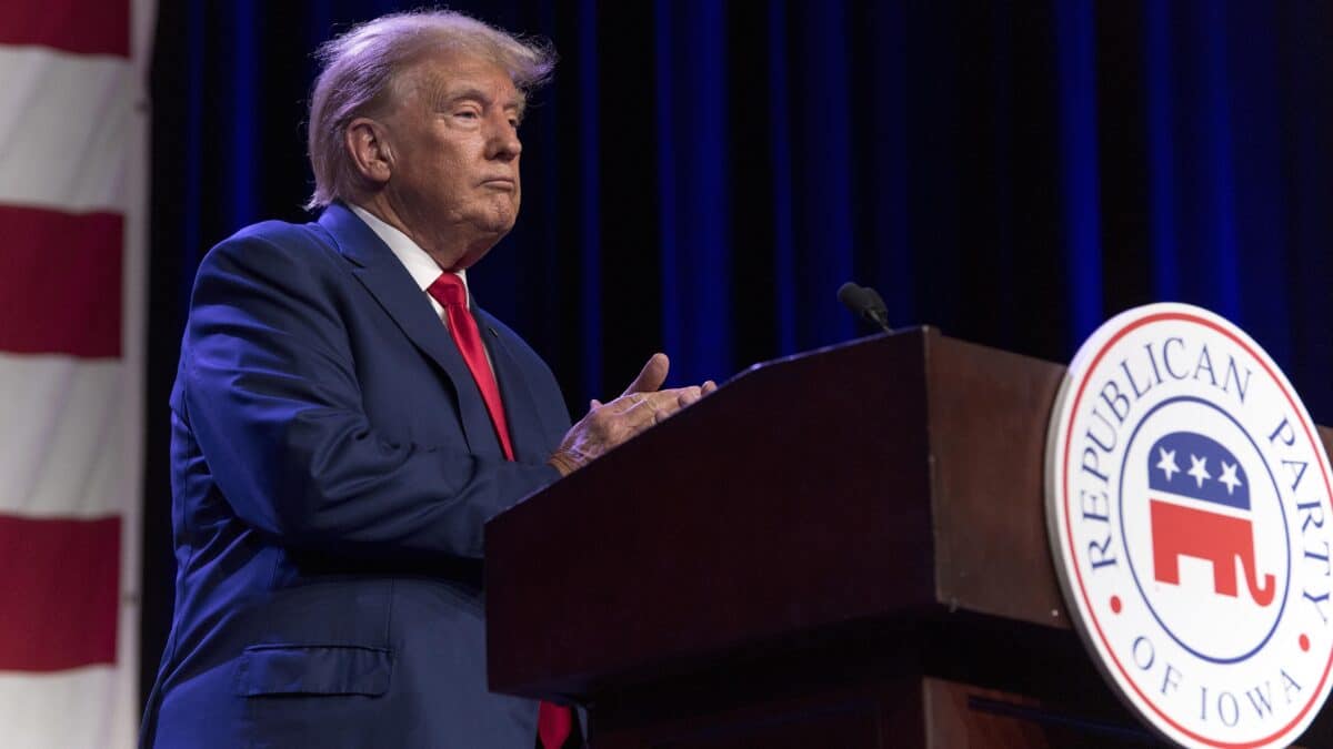 DONALD TRUMP habla en la cena Lincoln del Partido Republicano de Iowa en 2023