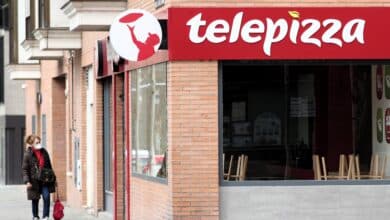 Telepizza busca de nuevo el 'secreto' para mantener su masa a flote