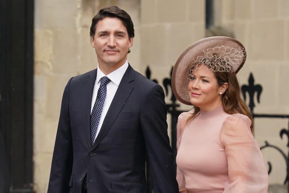 Justin Trudeau y su mujer en una visita a Reino Unido por la coronación de Carlos III