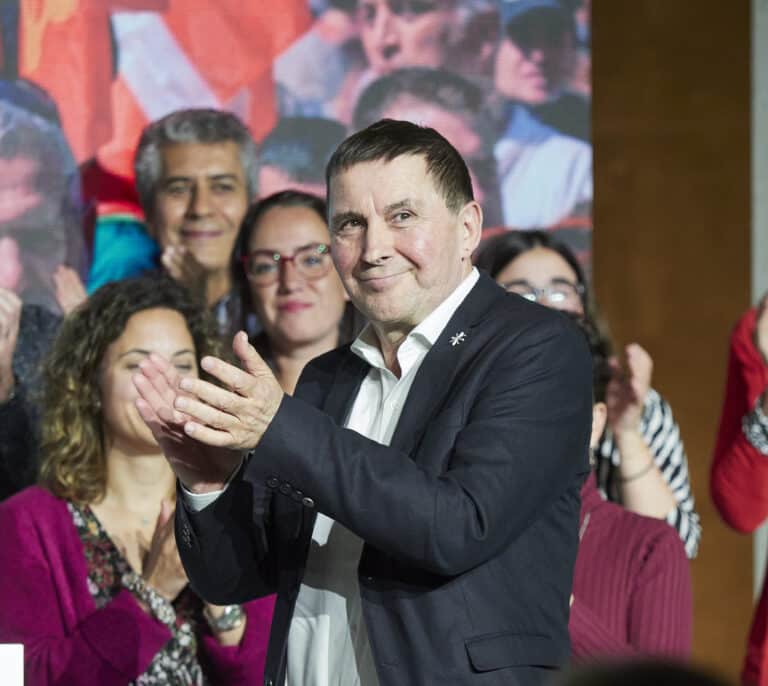 Urkullu y el Gobierno vasco reprueban a Otegi: "En ETA no hay presos políticos"