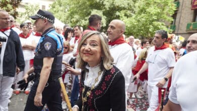 Las joyas de la alcaldesa de Pamplona: el último intento de desgaste de Bildu contra Ibarrola