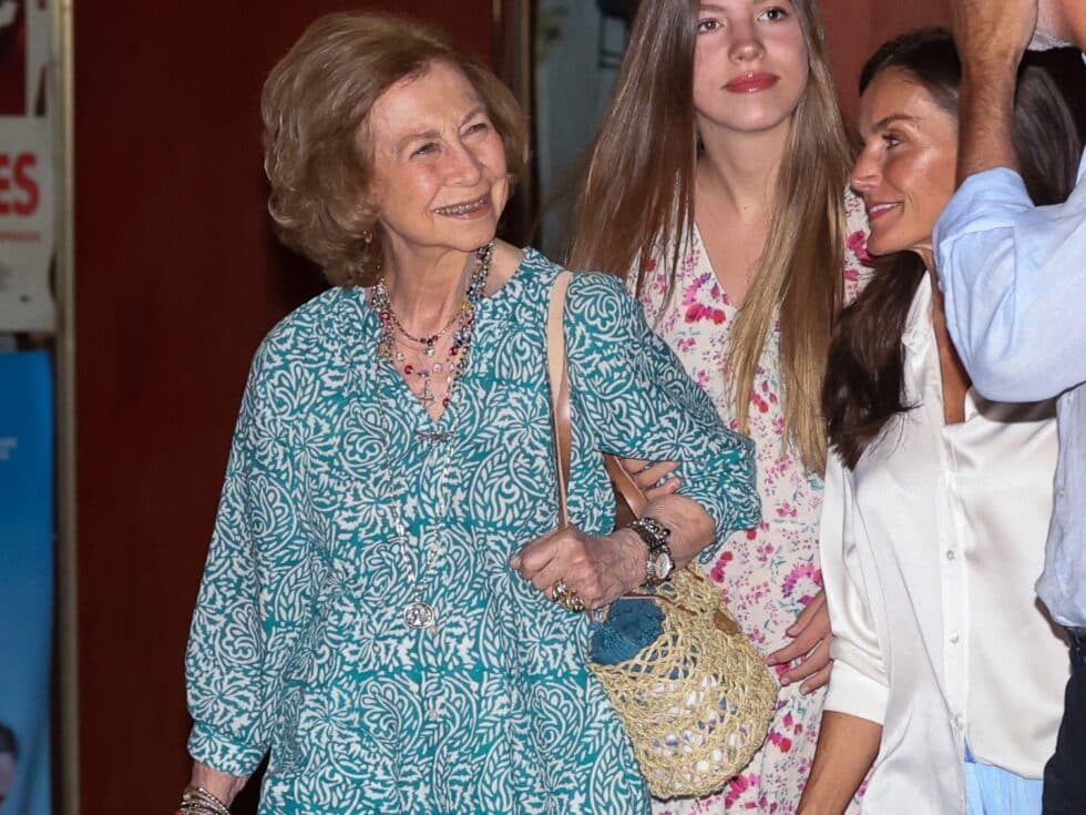 Doña Sofía ha lucido el bolso que estrenó la Reina Letizia el pasado 31 de julio