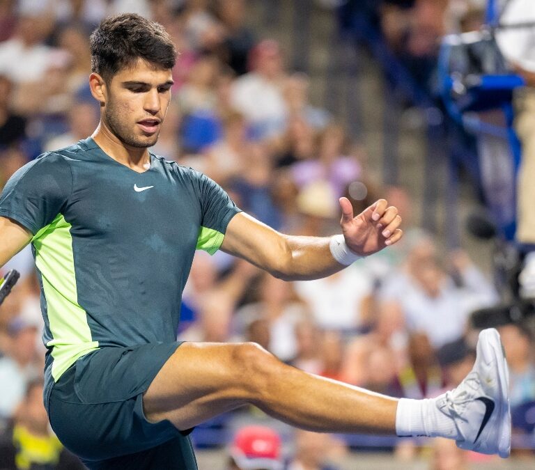 El número 1 de Carlos Alcaraz, en peligro tras caer en Toronto