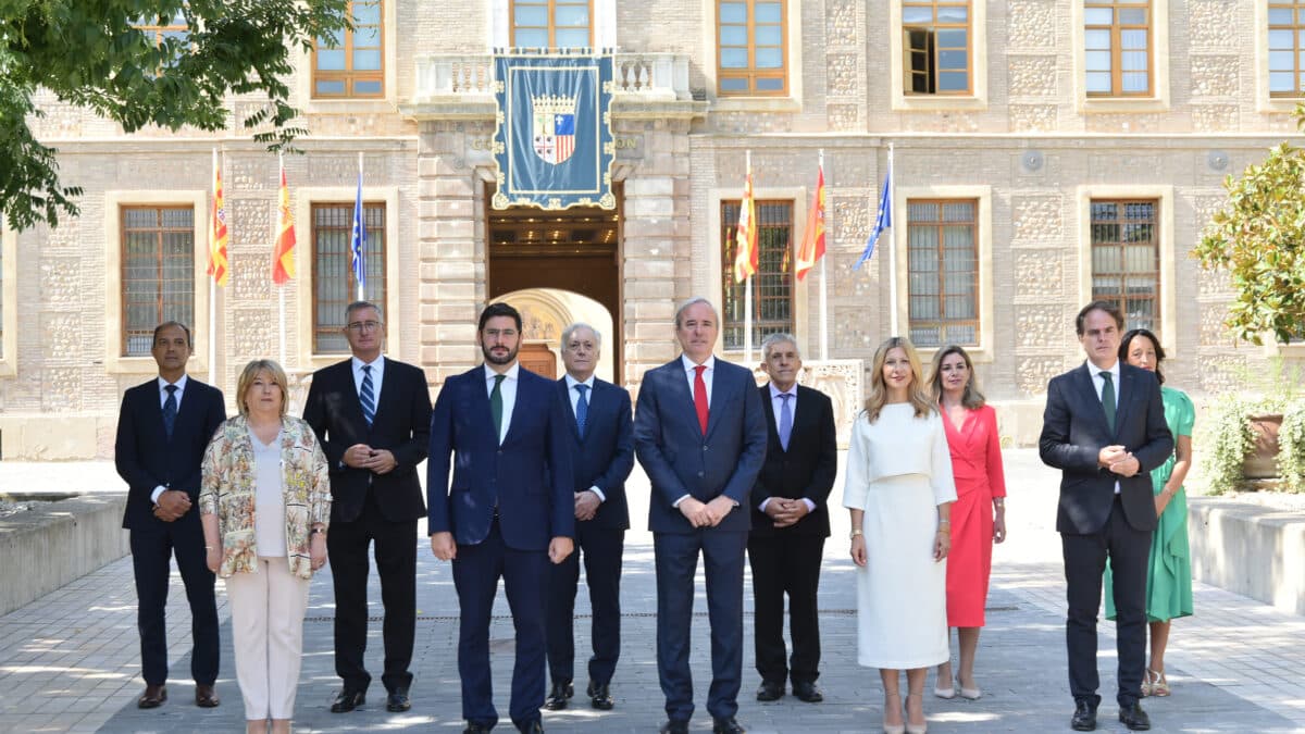 El nuevo Gobierno de Aragón liderado por Azcón echa a andar tras la toma de posesión