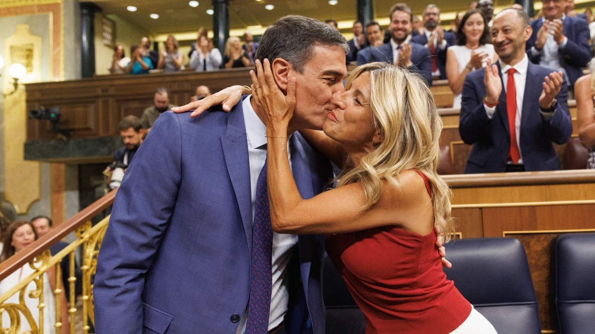 Yolanda Díaz con Pedro Sánchez