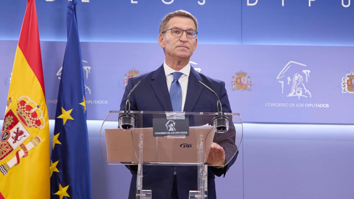 El presidente del PP, Alberto Núñez Feijóo, durante una rueda de prensa tras la reunión con el presidente del Gobierno en funciones y líder del PSOE