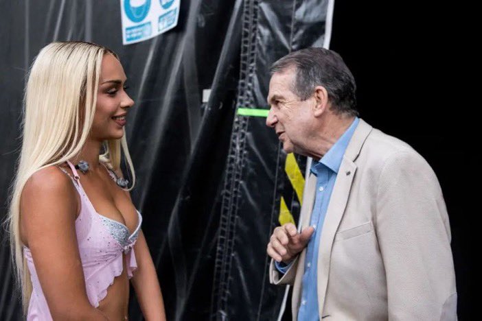 Abel Caballero junto a Bad Gyal tras su concierto en Vigo