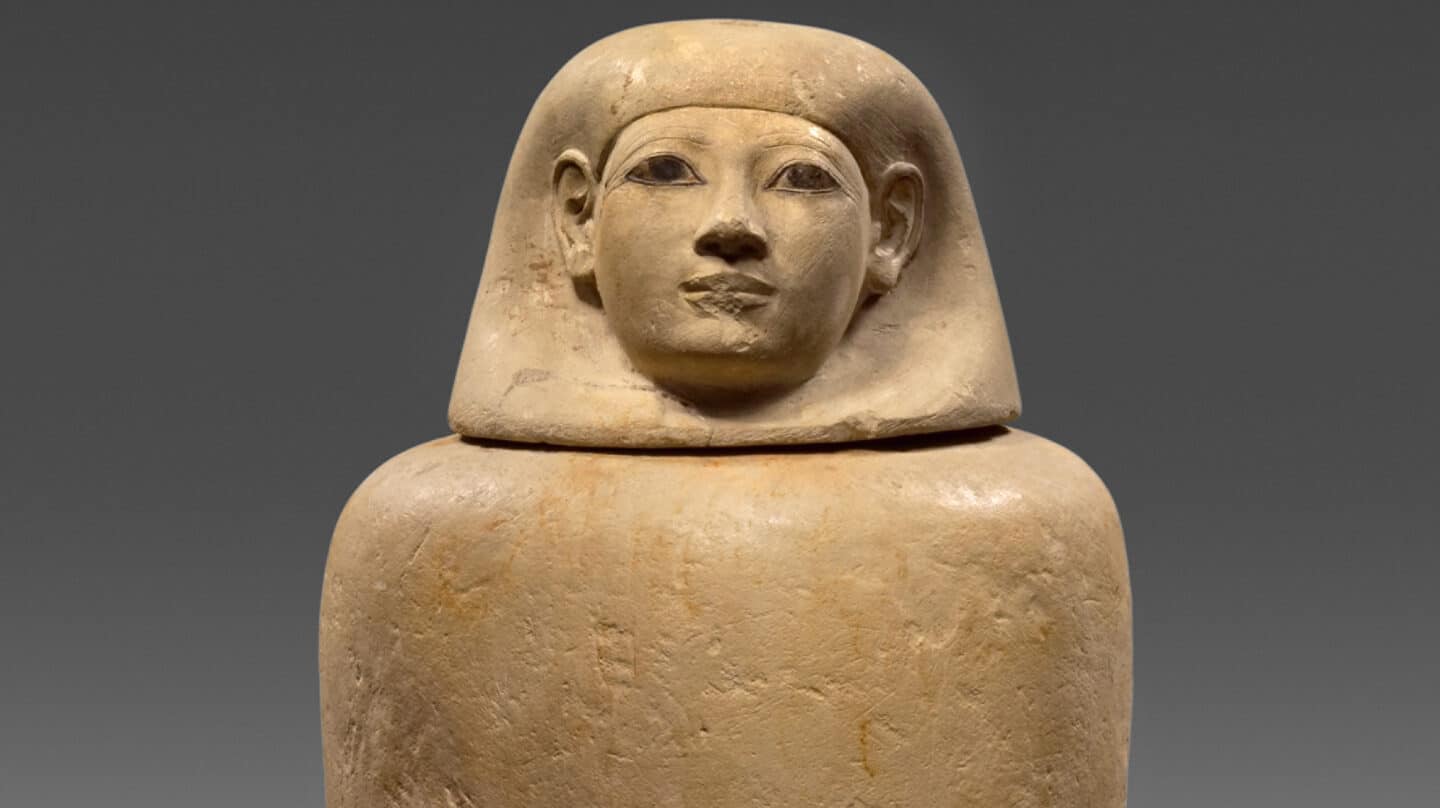 Cántaro de piedra caliza de la dama egipcia Senetnay (c. 1450 a.C.); Museo August Kestner, Hannover.