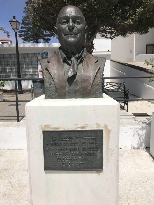 Busto de Juan Luis Muñoz, El Sabio de Tarifa.