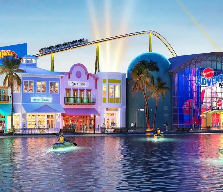 Mattel exprime el éxito de su película y coloca 'la casa de Barbie' como la atracción estrella de su parque temático