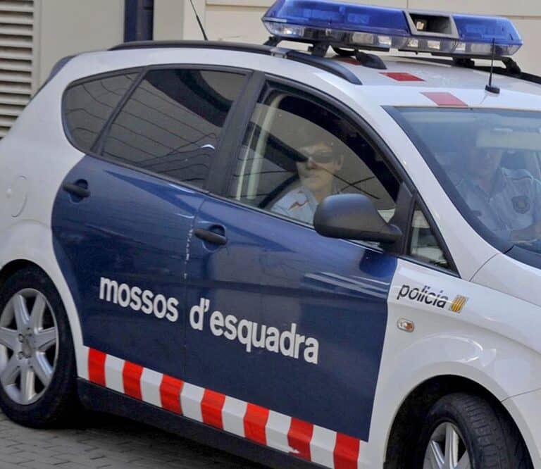 Investigan al párroco de la Pobla de Segur (Lleida) por robar a un anciano