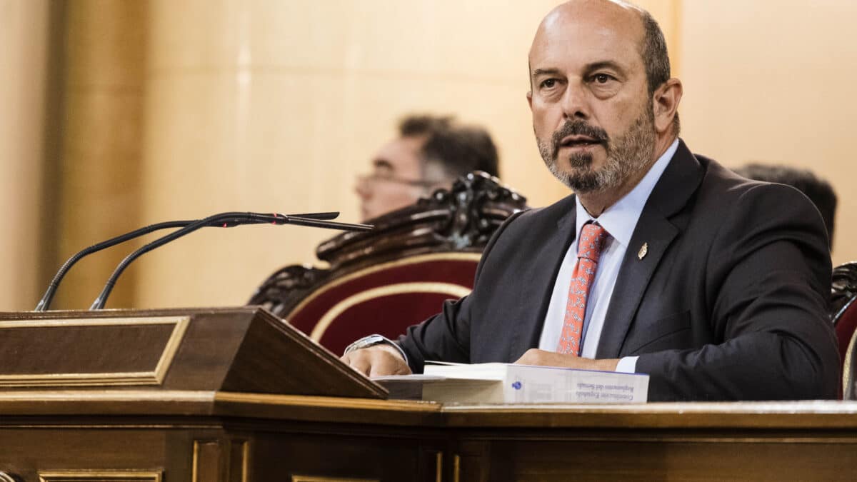 El nuevo presidente, Pedro Rollán, durante la Sesión Constitutiva, en el hemiciclo de la Cámara Alta