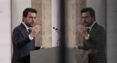 Aragonès, Puigdemont, Sánchez y el cocodrilo