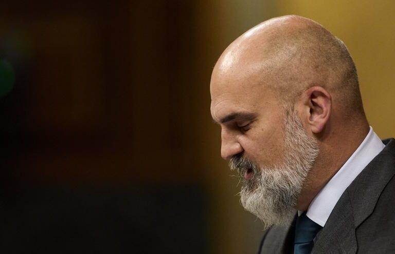 "Pido ejemplo, ejemplaridad y responsabilidad. Hemos perdido 19 diputados"