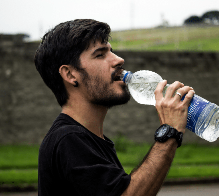 Hiperhidratación: cuando beber mucha agua puede ser mortal