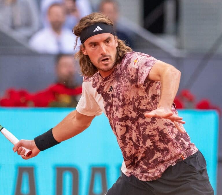 Tsitsipas desvela por qué su relación con Paula Badosa le ha hecho mejor tenista