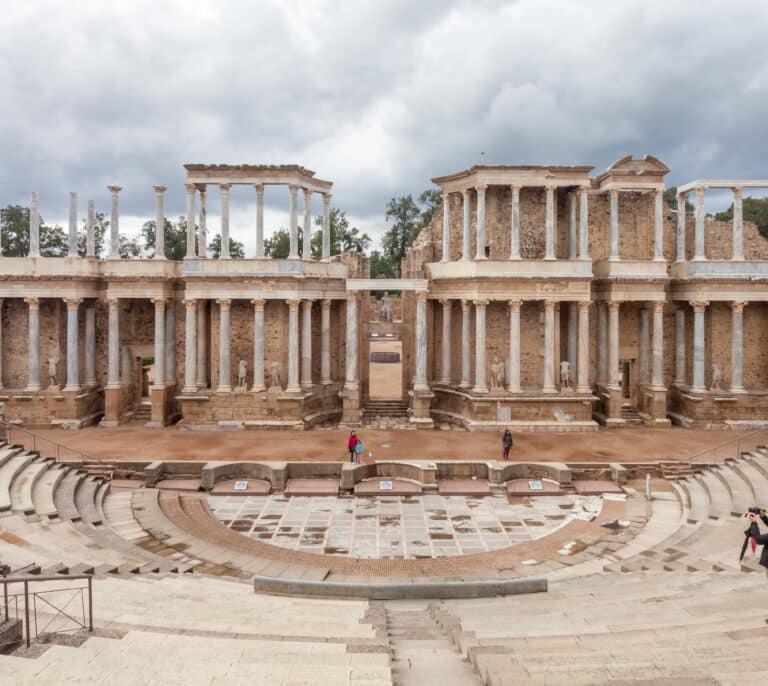 Descubren unas rejas romanas intactas en Mérida