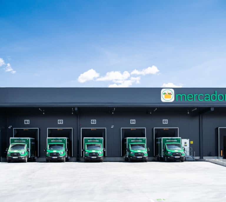 Mercadona abre su segundo almacén para la venta online en Madrid