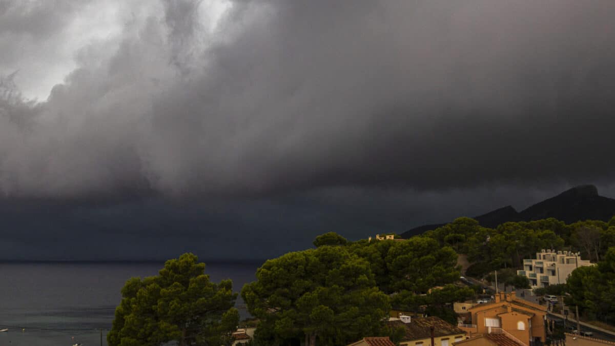 Suspendidos los vuelos entre Mallorca y Santander por la "meteorología adversa"