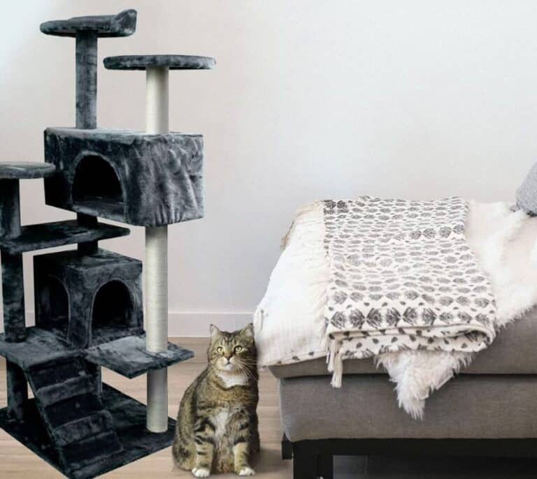 Máxima comodidad para tu gato con este castillo rascador ¡que cuesta menos de 55 euros!