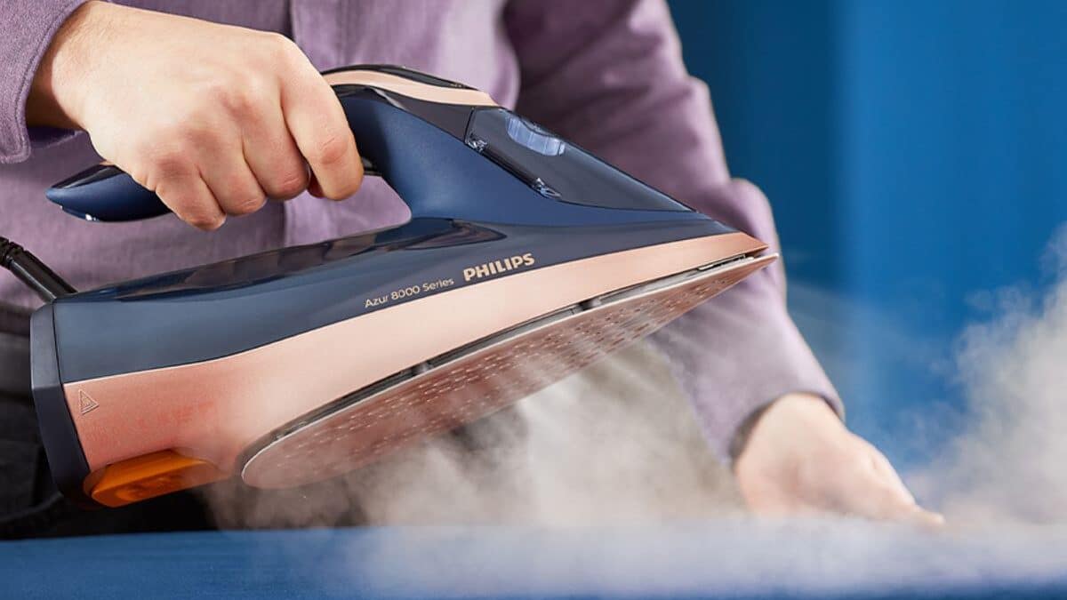 Elimina las arrugas de tu ropa con esta plancha de vapor Philips que tiene un descuentazo del 40% en Amazon