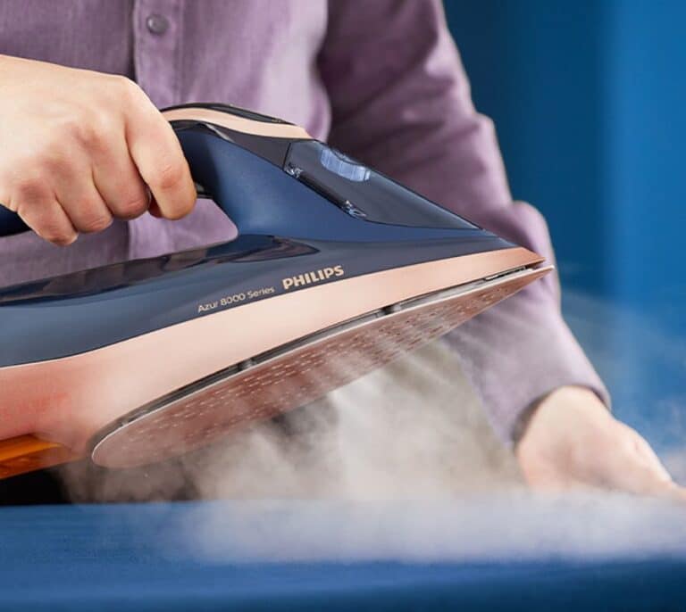 Elimina las arrugas de tu ropa con esta plancha de vapor Philips que tiene un descuentazo del 40% en Amazon