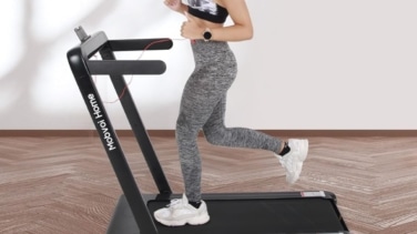 Práctica y compacta: así es esta cinta de correr top ventas en Amazon ¡y que ahora tiene 180 euros de descuento!