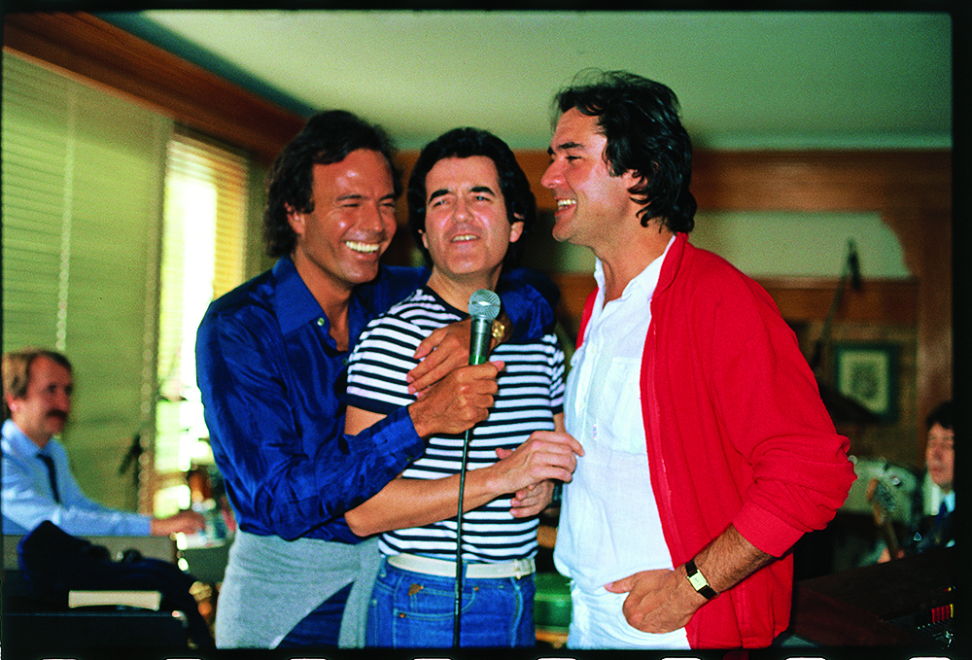 Julio, con Manolo de la Calva y Ramón Arcusa, en 1983.