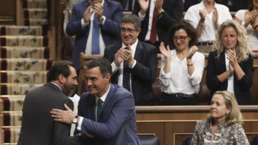 El PSOE 'rebaja' la investidura de Feijóo y saca a Puente para combatirle: "Ha convertido el trámite en una farsa"
