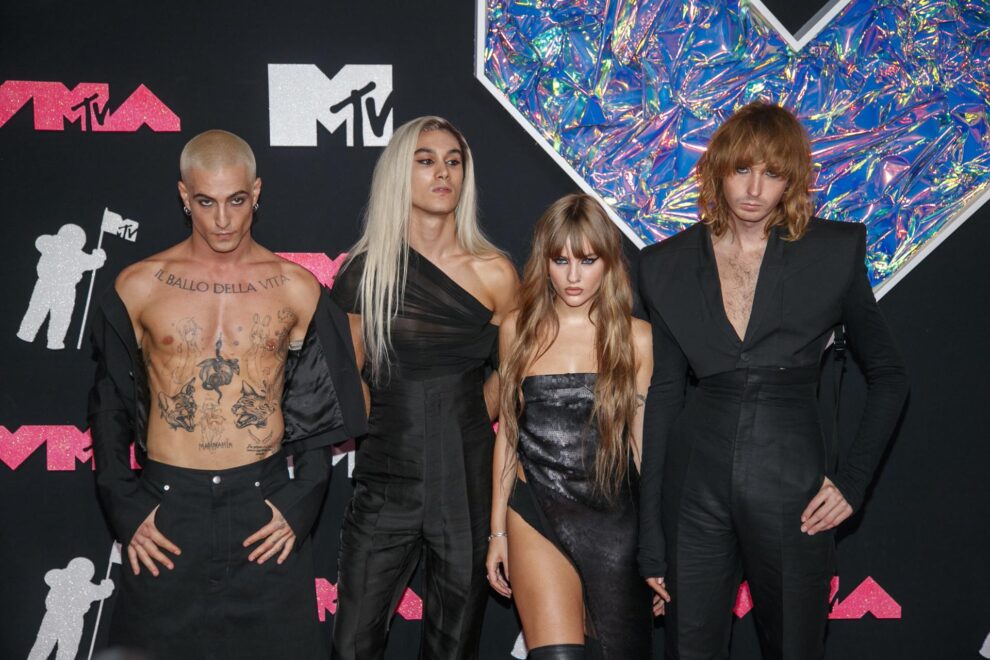 El grupo italiano Måneskin en los VMAs