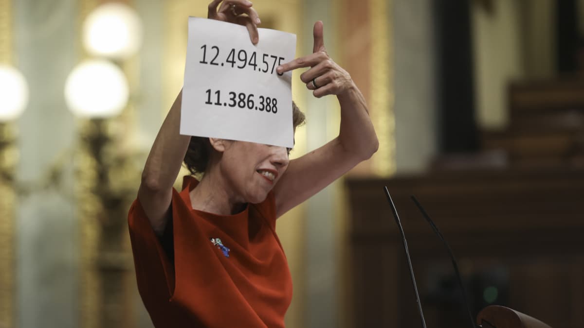 Marta Lois (Sumar), en la tribuna del Congreso.