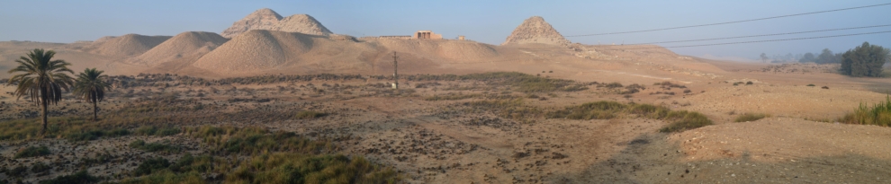 Panorámica de la necrópolis de Abusir, en Egipto.