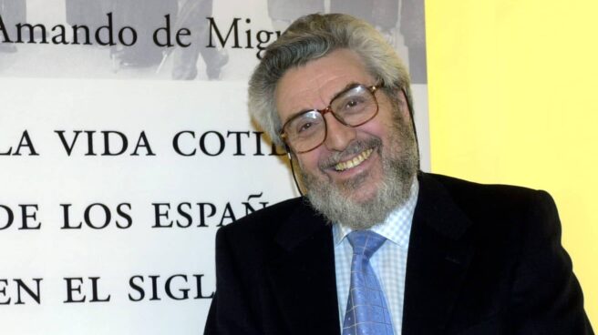 Amando de Miguel. Amando de Miguel.