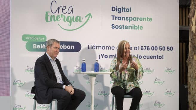 Emili Rousaud, consejero delegado de CreaEnergia, y Belén Esteban en la presentación de la compañía en Madrid