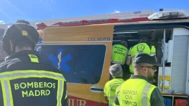 Muere un camionero en la M-50 atropellado por un vehículo al bajar a señalizar una avería