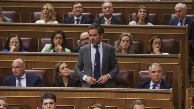 La preocupación de los letrados y el pésimo estreno de Sémper El diputado del PP, Borja Semper interviene en el primer pleno del Congreso de la XV Legislatura