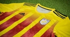Chapuza histórica: La nueva camiseta de la selección catalana no respeta la senyera