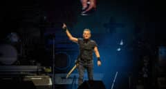 Bruce Springsteen aplaza todos sus conciertos de septiembre por una úlcera