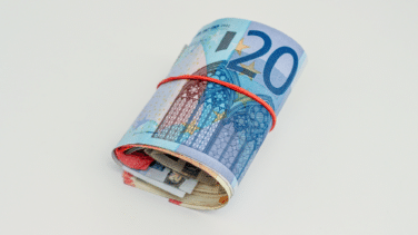 ¿Cuánto dinero en efectivo se puede tener en casa? Lo que dice la ley y posibles multas