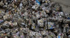 Greenpeace acusa a Ecoembes de falsear los datos de reciclaje de España: "Es un fraude"
