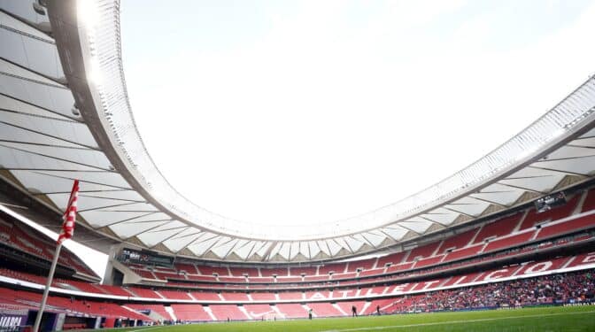 El fútbol femenino acapara el debate nacional con las gradas vacías y en pérdidas