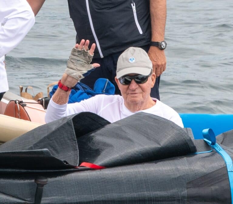 El Rey Don Juan Carlos, campeón del Mundial de vela