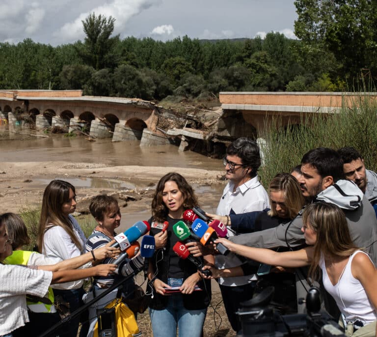 Almeida critica el "fallo" de la Aemet mientras Ayuso pide la declaración de "zona catastrófica"